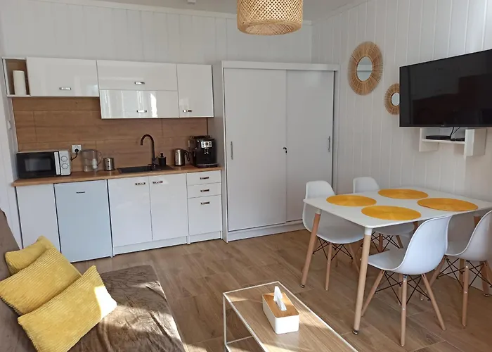 Sloneczny Apartament Z Prywatna Sauna W Stroniu Slaskim